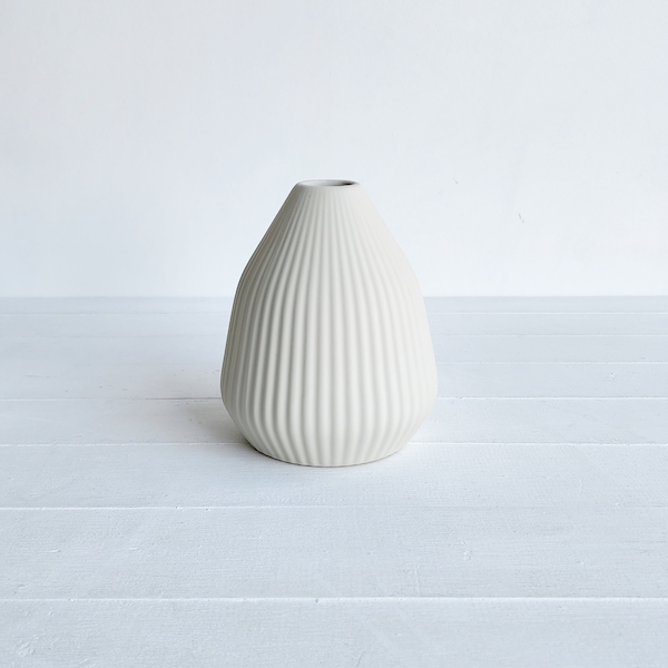 Ceramic Ribbed Vase - Ivory